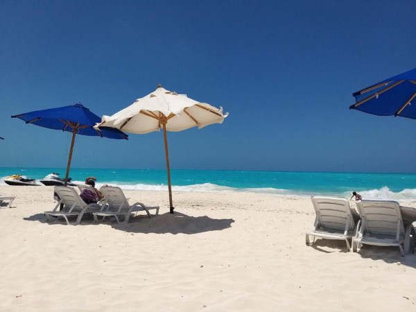 فندق هوتليكس لا بلاايا العلمين